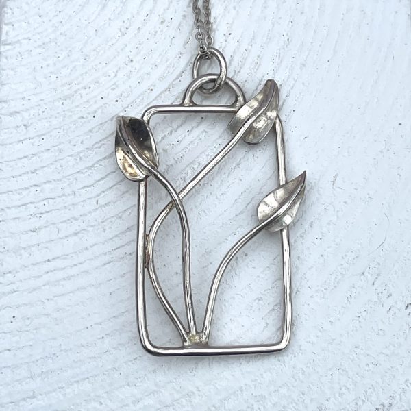 Entwined Leaves handcrafted Silver Pendant - Image 5